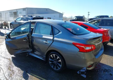 2018 Nissan Sentra Sr из США, поврежденный, VIN 3N1AB7AP4JY213661